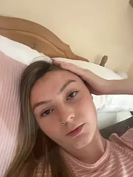 ChloeRaexox online show from June 16, 3:35 pm