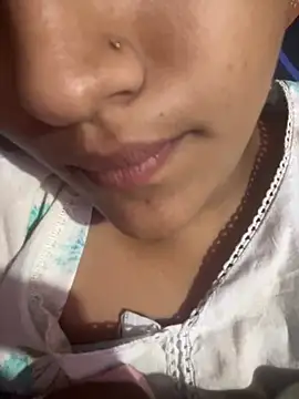 5336Preetkaur873 online show from June 16, 8:32 pm