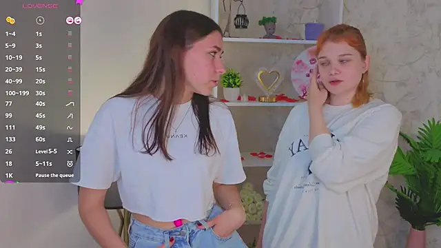 AthenaAsberry online show from June 18, 4:47 am