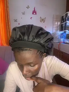 Triskymaya online show from June 26, 7:53 am