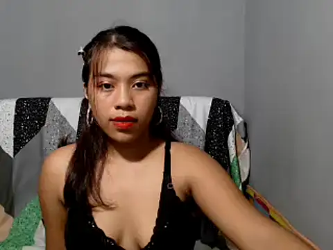 LynsKaye online show from June 24, 11:26 pm