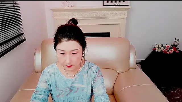 GJ-02 online show from July 19, 5:37 pm