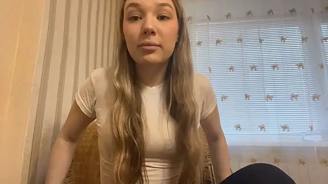 AminaGirl online show from June 28, 3:18 pm