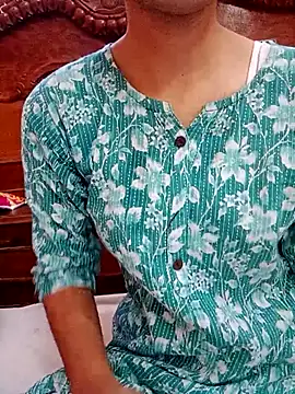 rashmihotstudent online show from June 25, 8:40 am