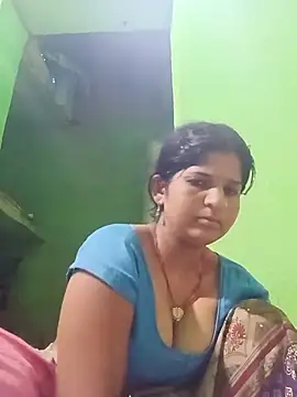 Joohi Chawla143 online show from July 11, 2:55 am