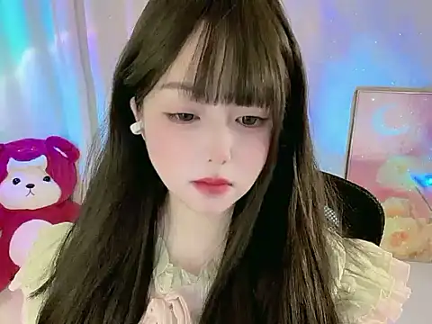 Flies12 online show from June 28, 9:32 pm