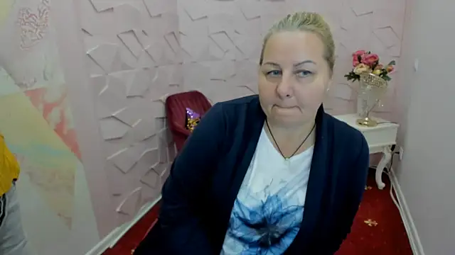 Erica fire online show from June 27, 8:04 am