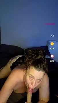 London-MollyXX online show from July 10, 10:10 pm