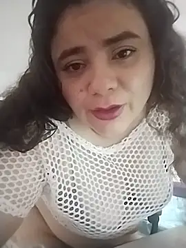 scarletthills19 online show from July 3, 6:03 pm
