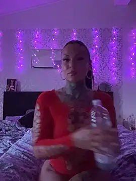MXY666999 online show from July 7, 7:38 pm