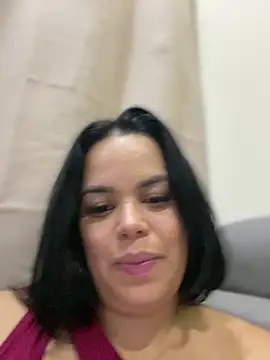 Snapshot of AliceStarshine chatting on September 20, 1:16 am AliceStarshine online show from September 20, 1:16 am