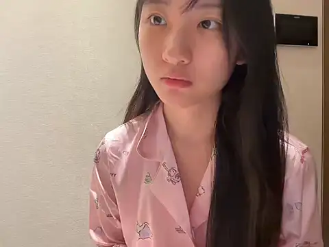 miumikkkki online show from July 7, 11:24 am