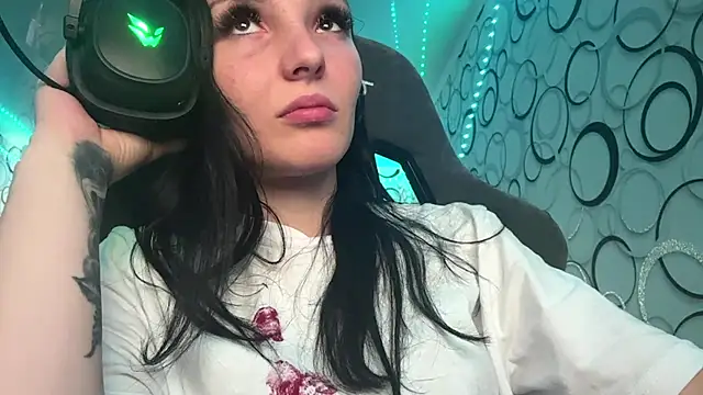 DetraBasner online show from July 11, 2:17 pm