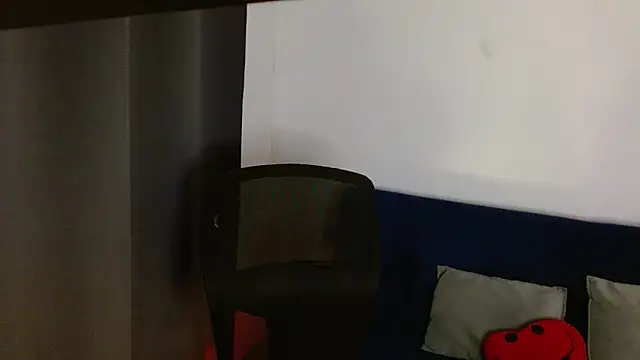 lispetite online show from September 10, 5:07 am