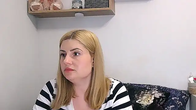 alisenties online show from June 5, 2:23 pm