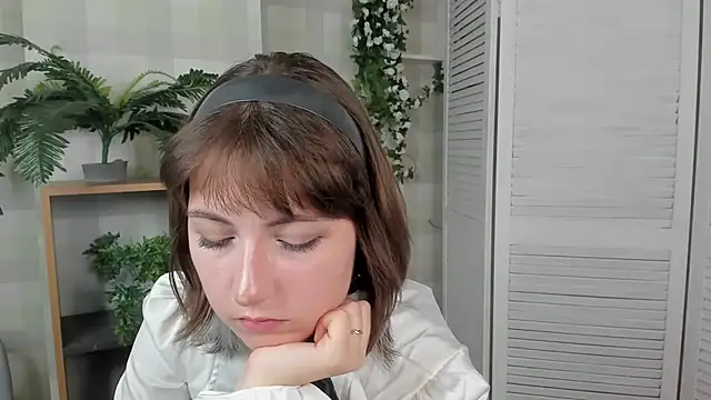 LavonChriste online show from July 15, 4:39 am