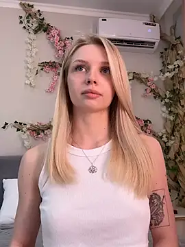 alice-woond online show from July 16, 2:32 pm