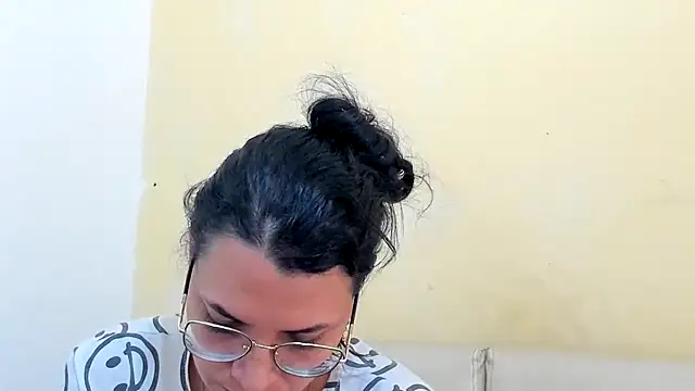 MARILYN GARCIA online show from March 31, 5:57 pm