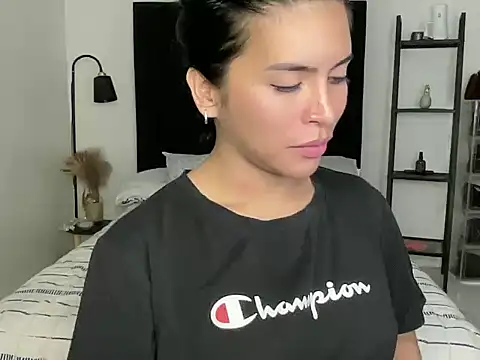 your bianca69 online show from October 30, 8:38 am