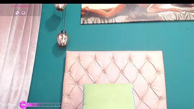 Tinna Flirt online show from October 21, 5:00 am