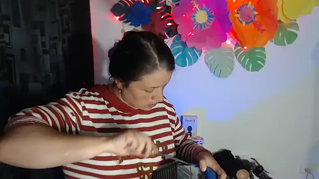 kattydirtylol online show from March 15, 3:08 am