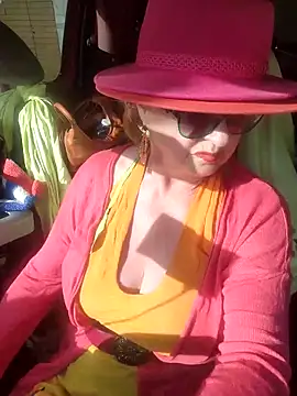 MucMilf59 online show from April 8, 8:05 am