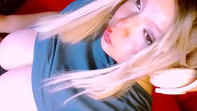 Honey Lucy1 online show from April 20, 1:30 am