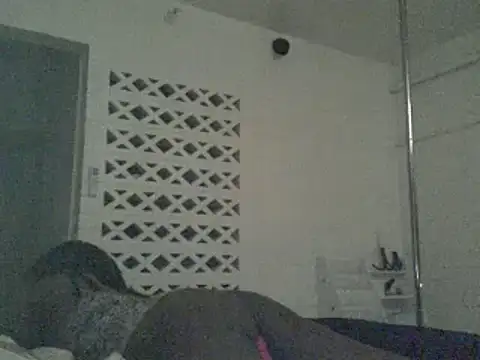 Xochillovemoney2 online show from November 17, 7:25 pm