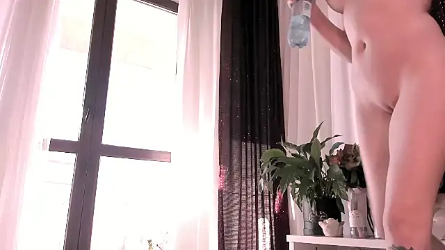 blond3bab3 online show from November 3, 7:56 am