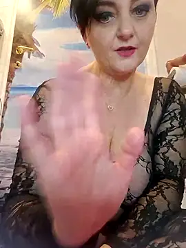 lucillabollente online show from February 23, 6:57 am