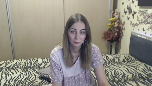 MirabelaSweet online show from March 17, 9:13 am