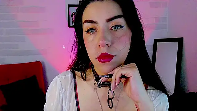 Snapshot of sky_girl1 chatting on October 18, 2:58 am sky girl1 online show from October 18, 2:58 am