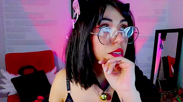 sky girl1 online show from November 12, 3:04 am