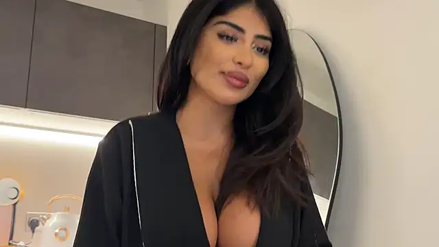 ArabicBarbie online show from October 26, 9:43 pm