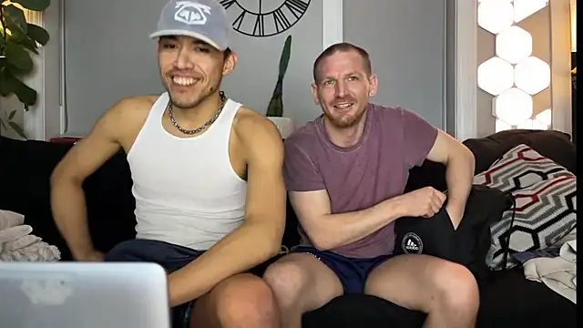 bestofdoseswirls online show from March 12, 10:18 am