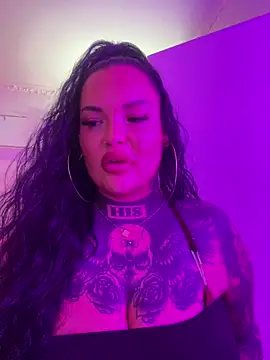  MelinaCurves  online show from October 10, 9:20 pm