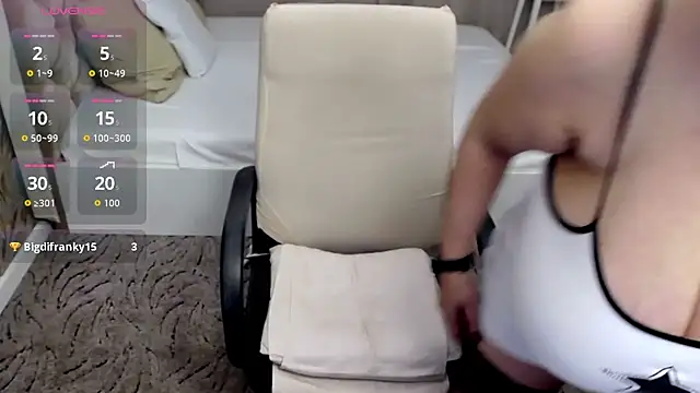 LadyLibely online show from March 17, 6:17 am