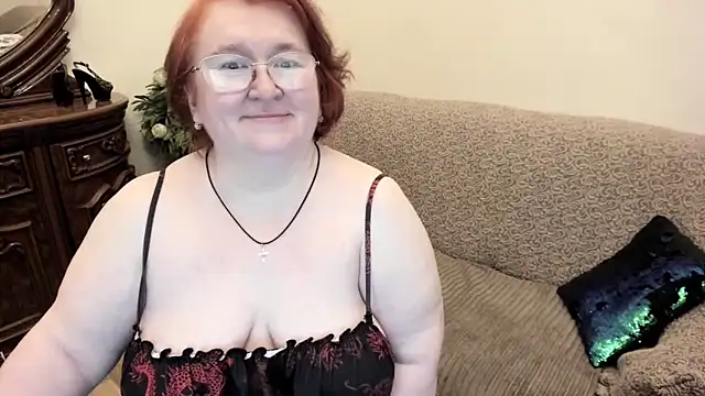 leiamillersonn online show from March 26, 6:42 pm