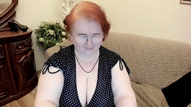 leiamillersonn online show from March 10, 1:42 am