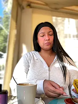 DannaaMeliza online show from November 21, 11:34 am