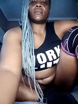 SQUITBOOTY online show from June 5, 6:52 am