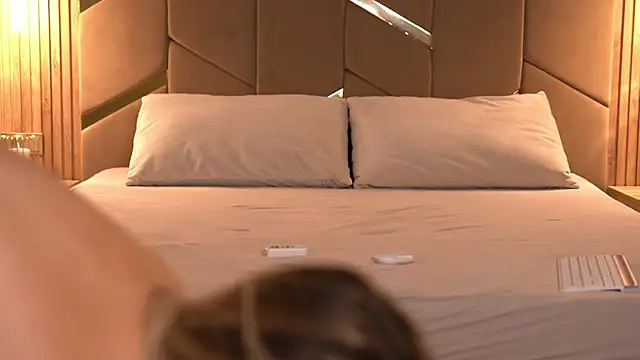 Rina Babe online show from April 5, 6:07 pm