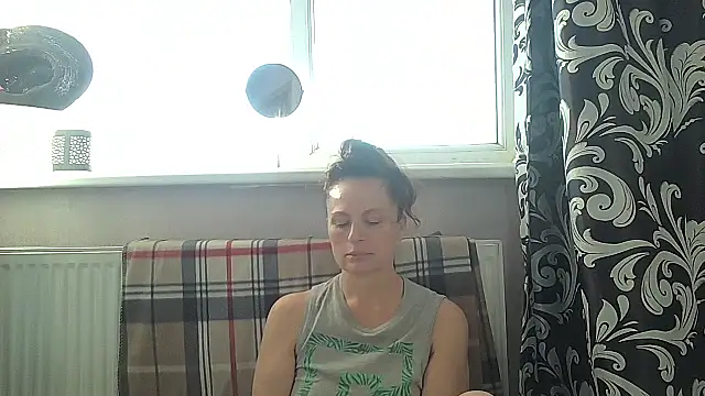 LindaStarS online show from May 28, 3:54 pm