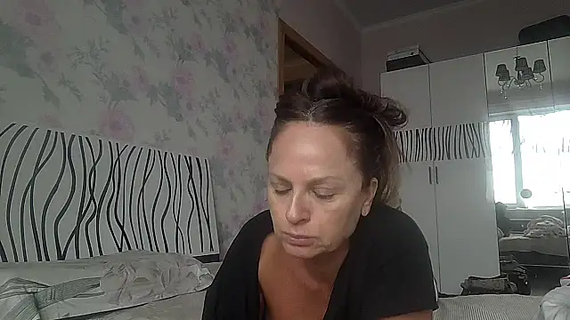 LindaStarS online show from October 2, 11:26 am