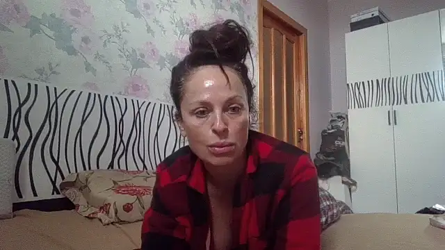 LindaStarS online show from October 11, 6:07 am