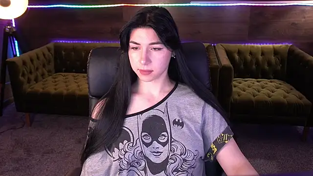 Snapshot of EmilyCandyy chatting on September 25, 5:17 am EmilyCandyy online show from September 25, 5:17 am