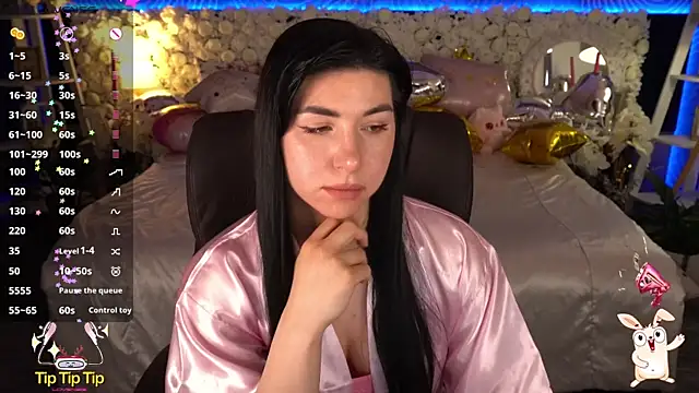 EmilyCandyy online show from April 21, 6:09 am