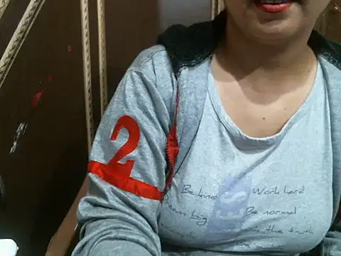 UrsMansi online show from November 22, 7:05 pm