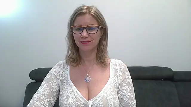 DoreenSexy online show from November 13, 7:24 pm