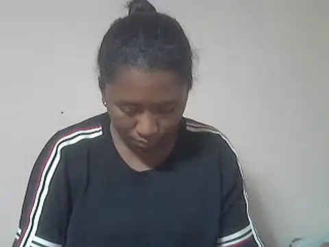 cutybigass online show from June 5, 6:58 pm